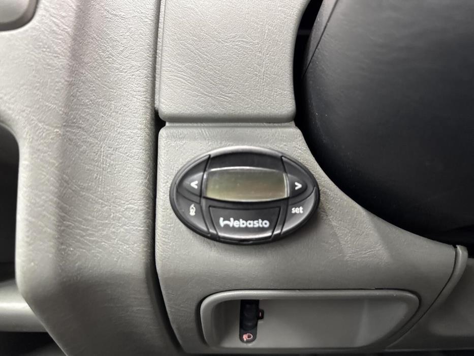 NISSAN Primastar 2012