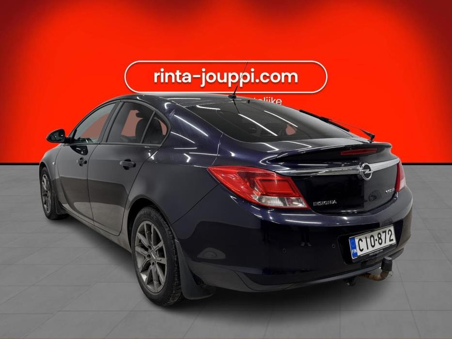 OPEL Insignia 2012