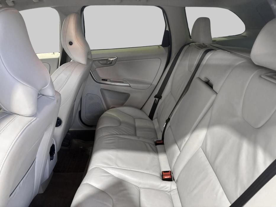 VOLVO XC60 2013