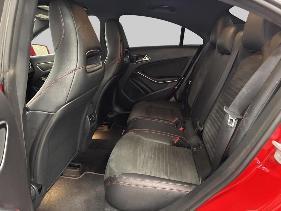 MERCEDES-BENZ CLA 2015