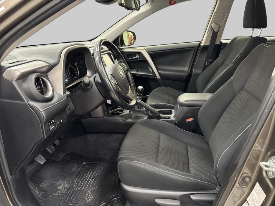 TOYOTA RAV4 2017
