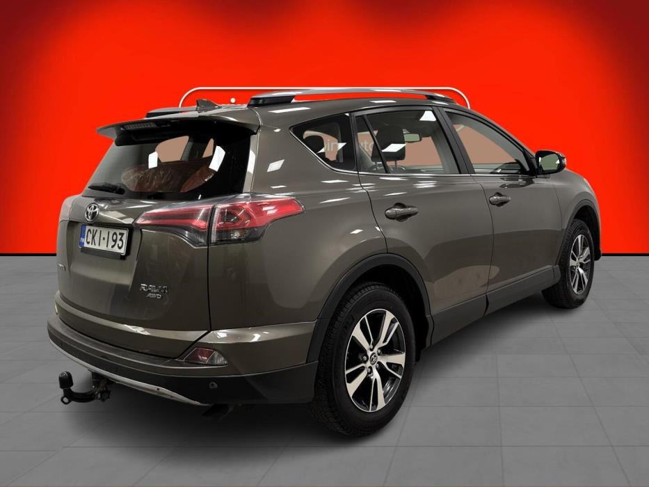 TOYOTA RAV4 2017