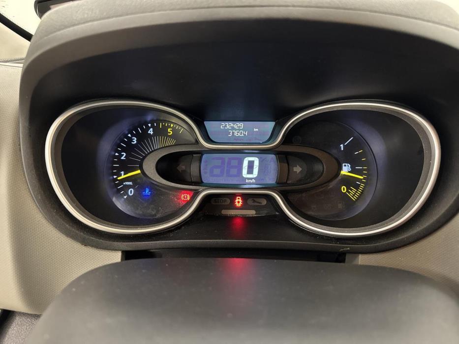 NISSAN NV300 2017