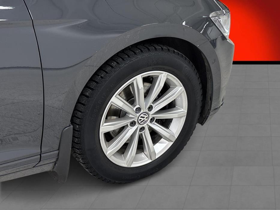 VOLKSWAGEN Passat 2017
