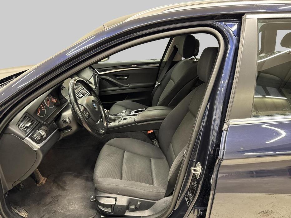 BMW 520 2012