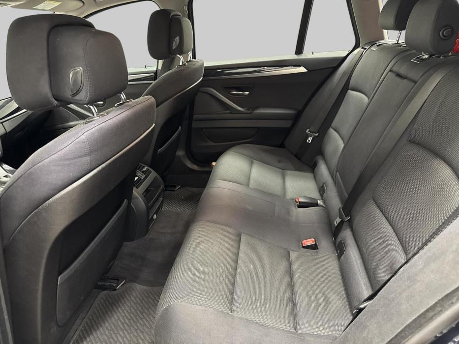 BMW 520 2012