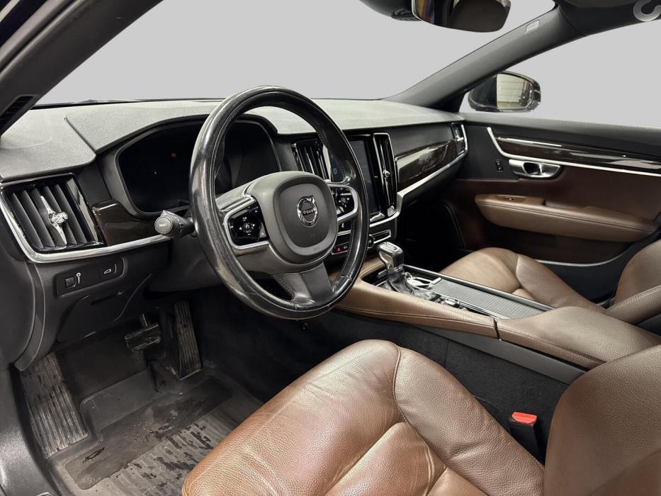 VOLVO V90 2019