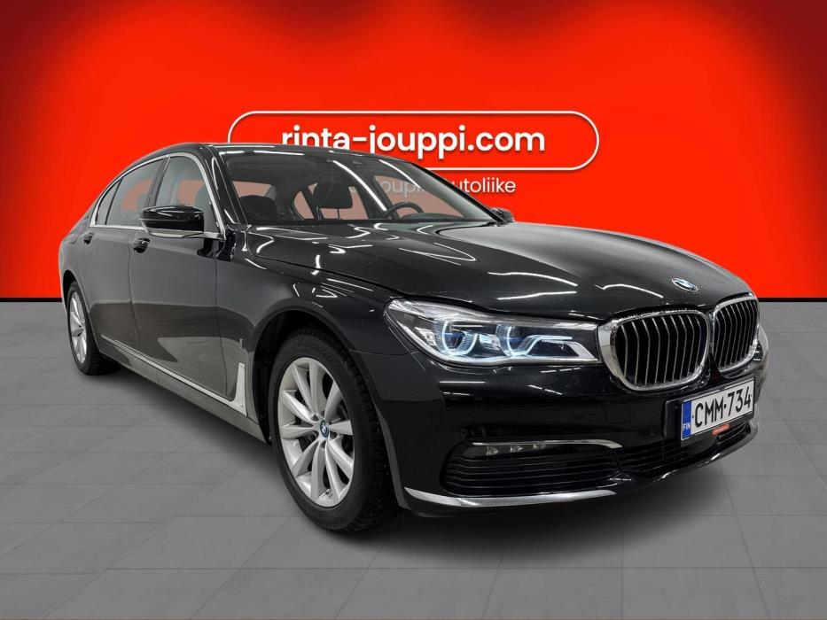 BMW 740 2017
