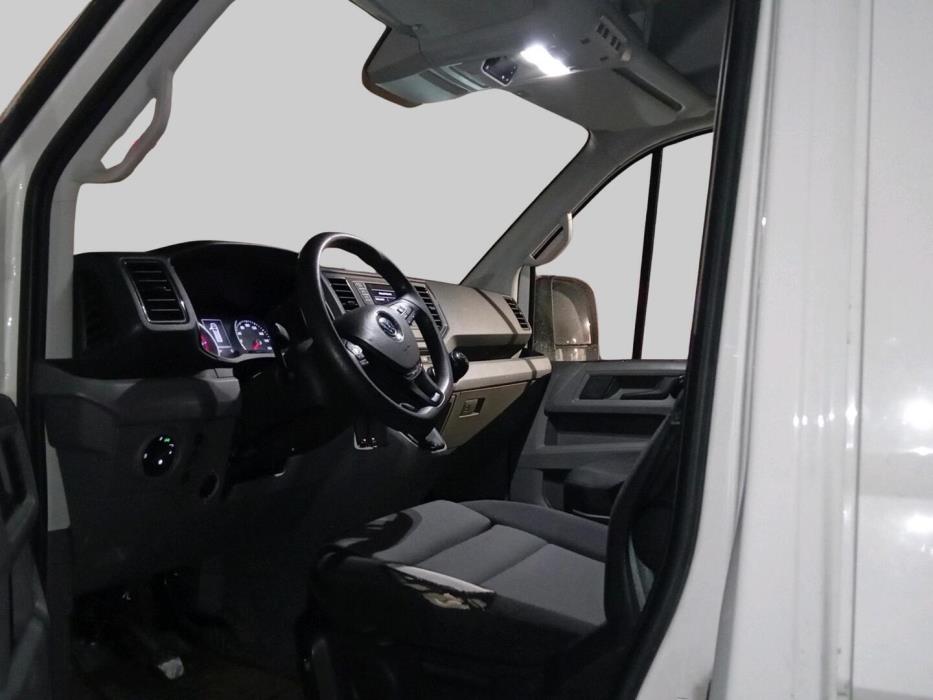 VOLKSWAGEN Crafter 2020