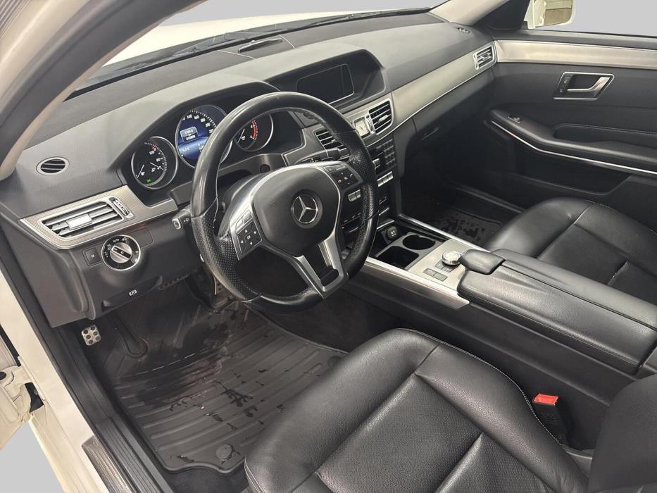 MERCEDES-BENZ E 2013