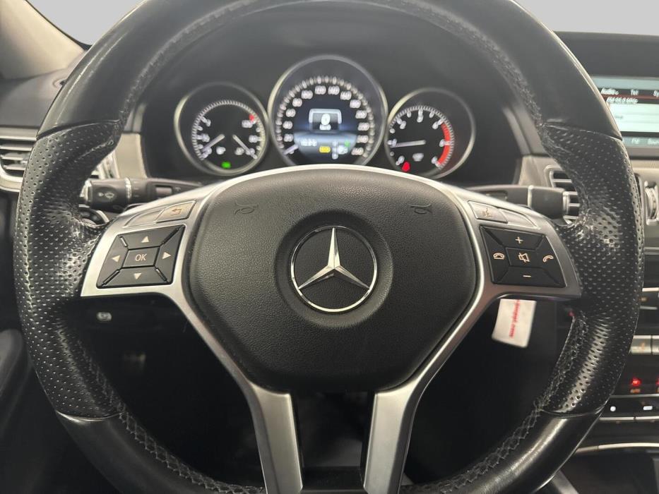 MERCEDES-BENZ E 2013