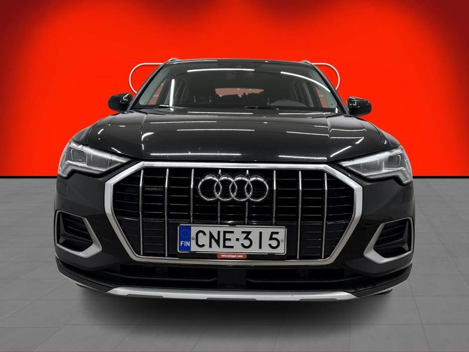 AUDI Q3 2019