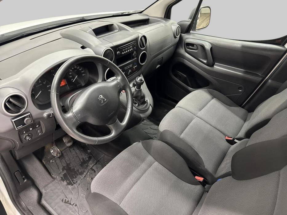 PEUGEOT Partner 2017