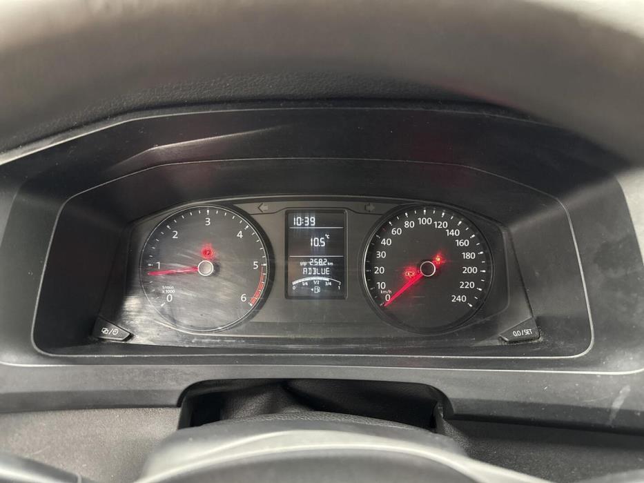 VOLKSWAGEN TRANSPORTER 2019