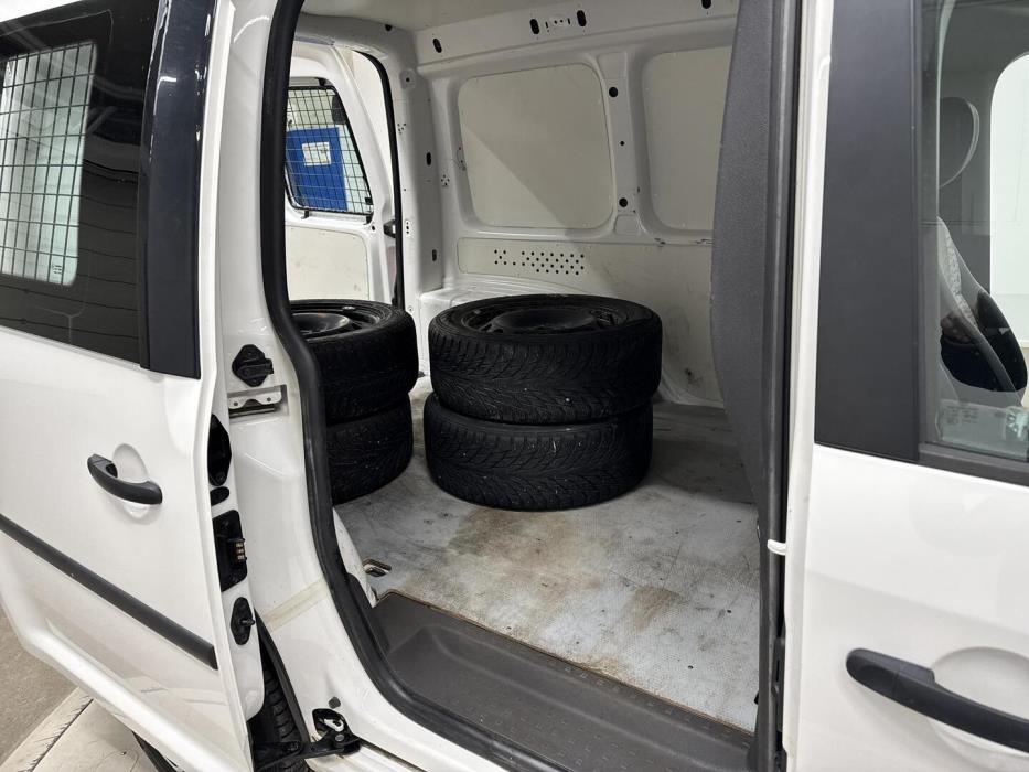 VOLKSWAGEN Caddy 2012