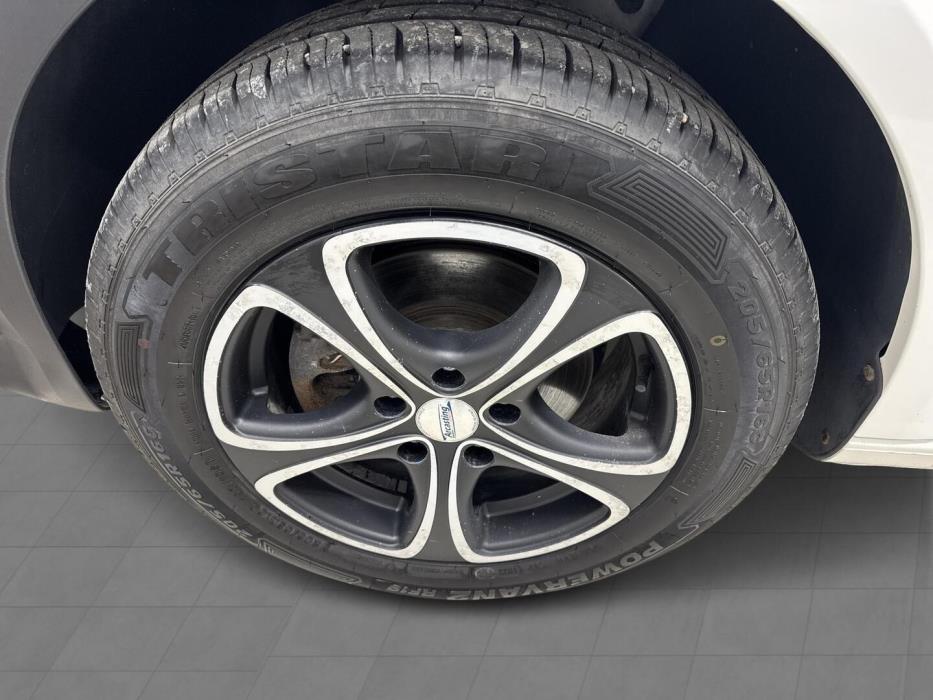 VOLKSWAGEN Caddy 2012