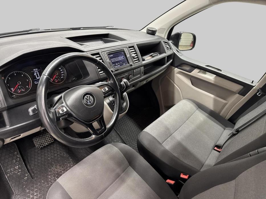 VOLKSWAGEN Transporter 2019