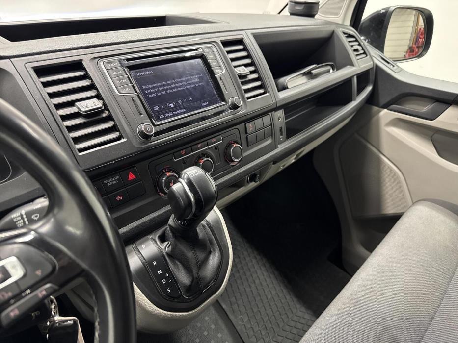 VOLKSWAGEN Transporter 2019