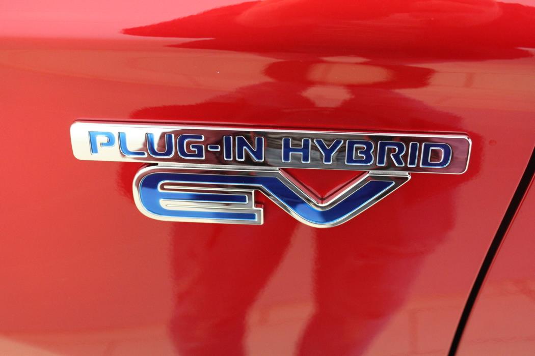 MITSUBISHI Outlander PHEV 2020