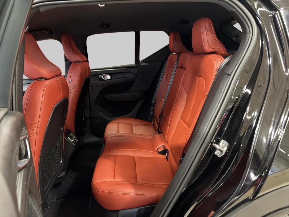 VOLVO XC40 2020