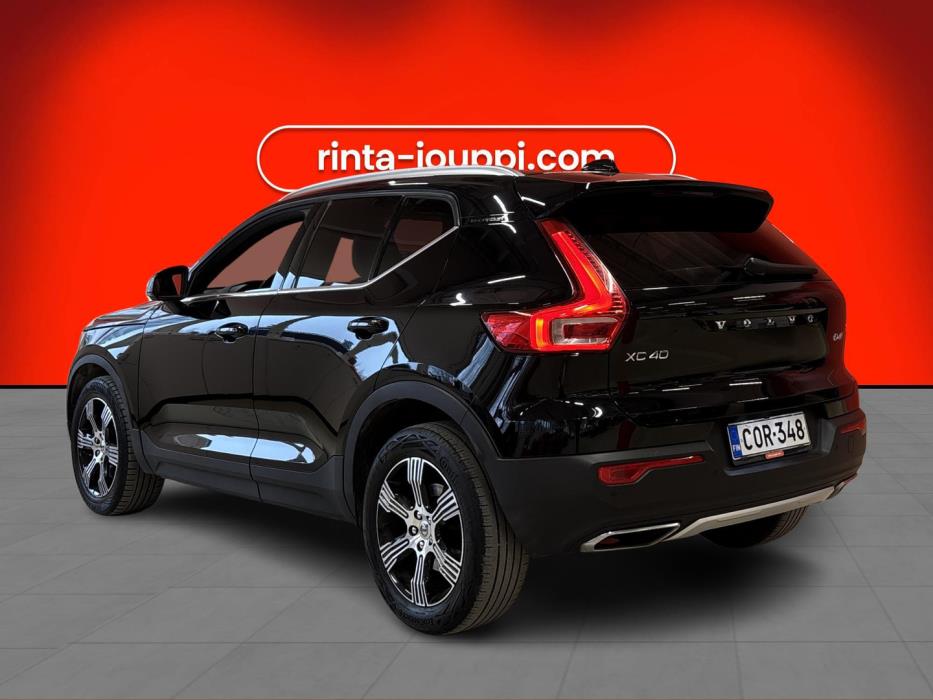 VOLVO XC40 2020