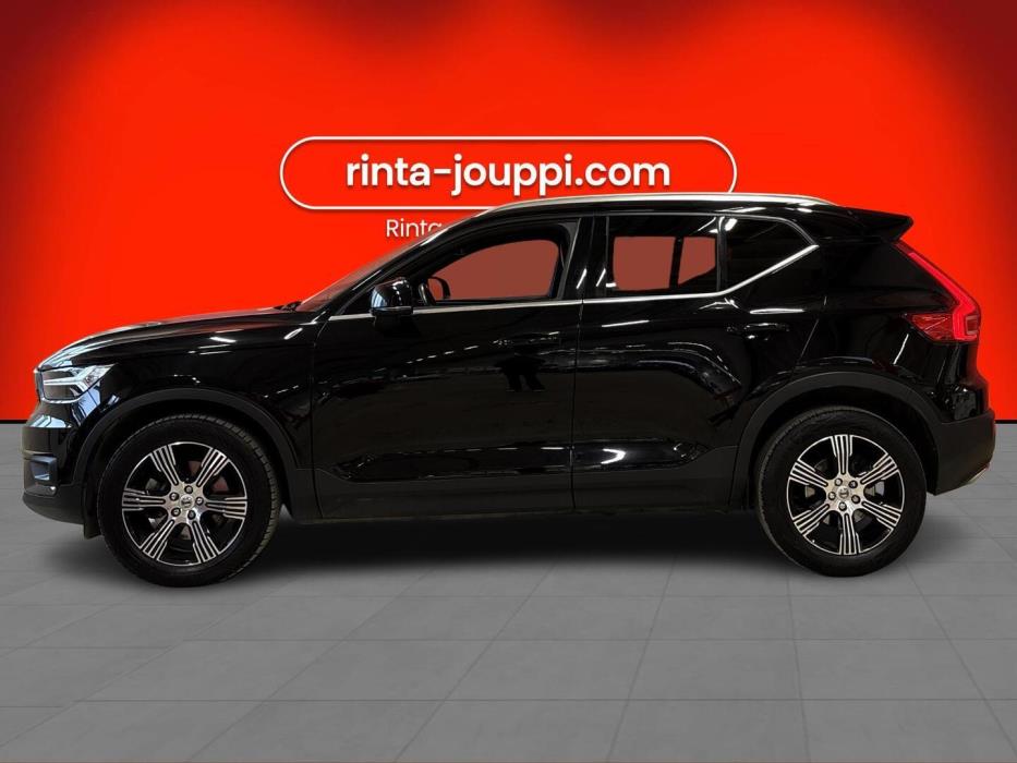 VOLVO XC40 2020