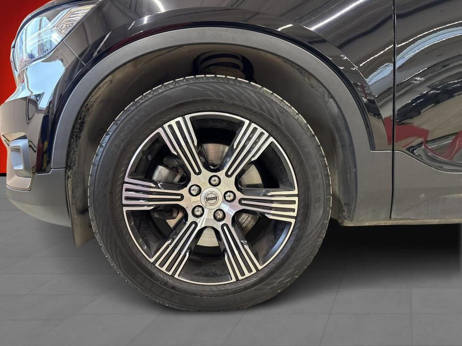 VOLVO XC40 2020