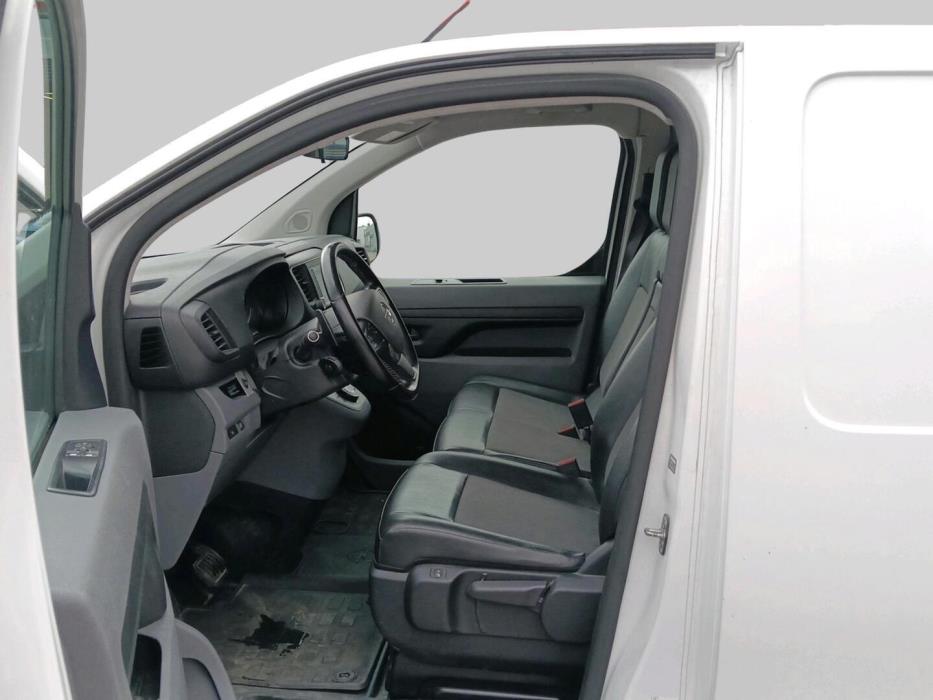 OPEL VIVARO 2020