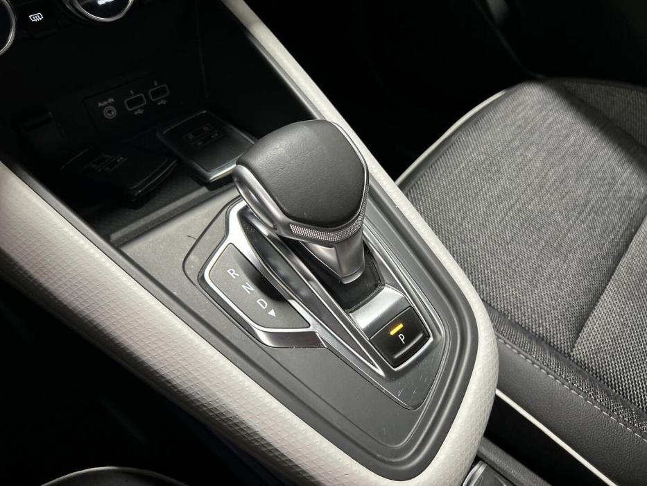 RENAULT Captur 2021