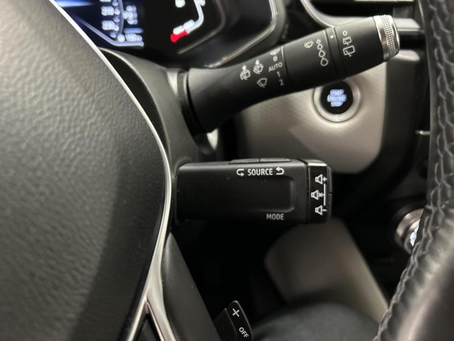 RENAULT Captur 2021