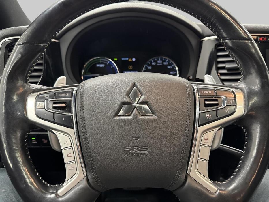 MITSUBISHI Outlander PHEV 2020