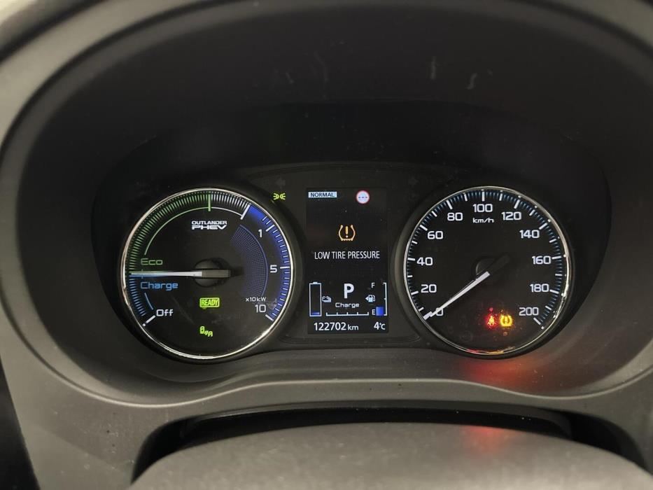 MITSUBISHI Outlander PHEV 2020