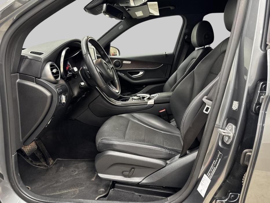 MERCEDES-BENZ GLC 2017