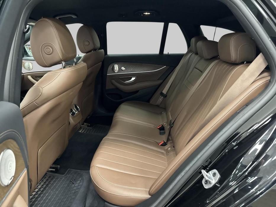 MERCEDES-BENZ E 2021