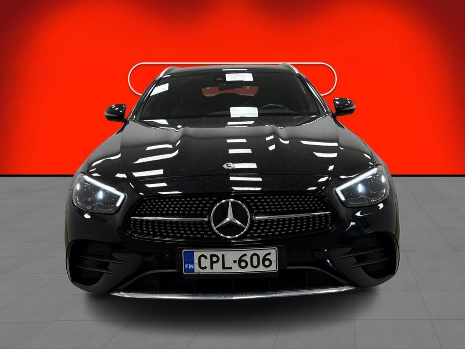 MERCEDES-BENZ E 2021