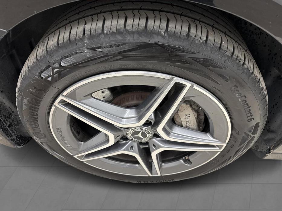 MERCEDES-BENZ E 2021