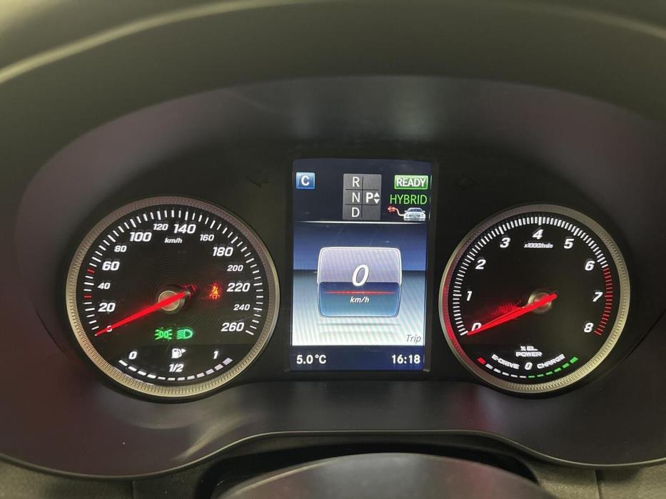 MERCEDES-BENZ C 2016