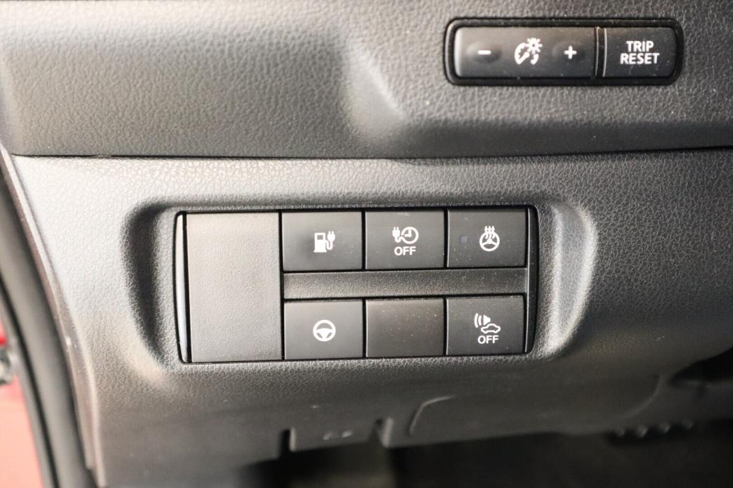 NISSAN LEAF 2018