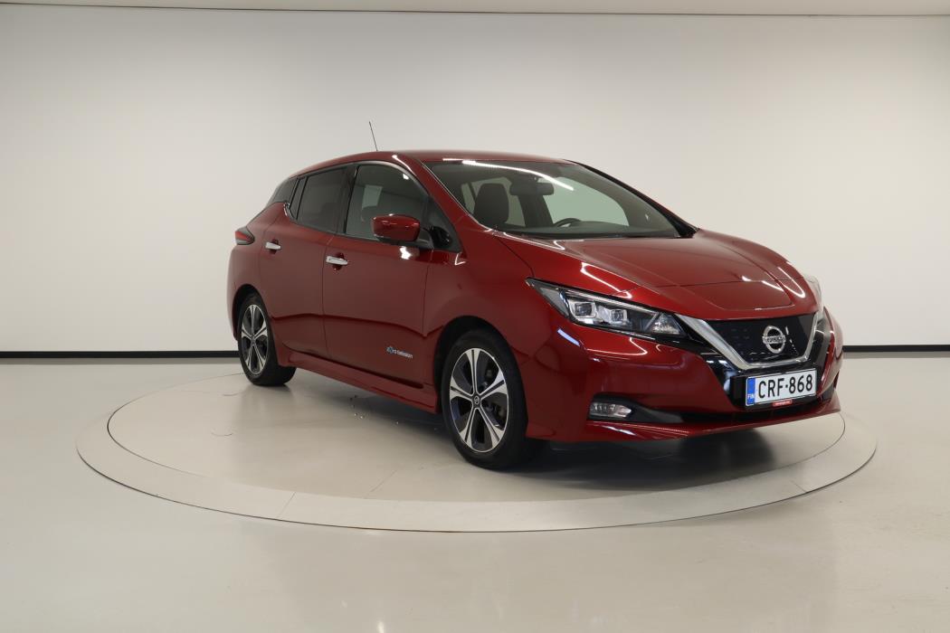 NISSAN LEAF 2018