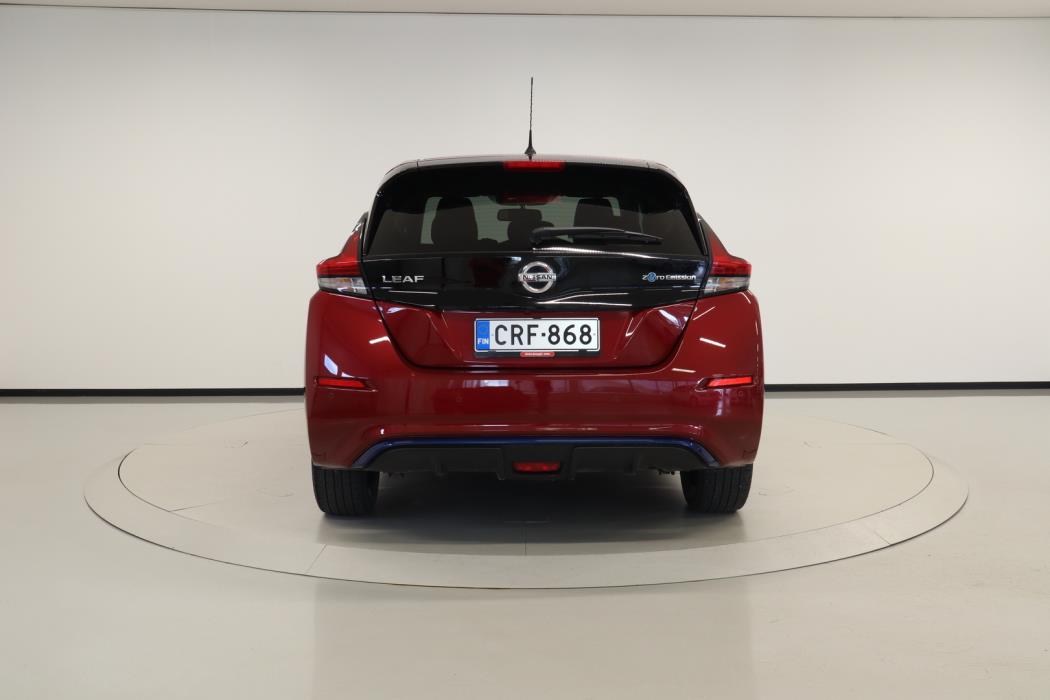 NISSAN LEAF 2018