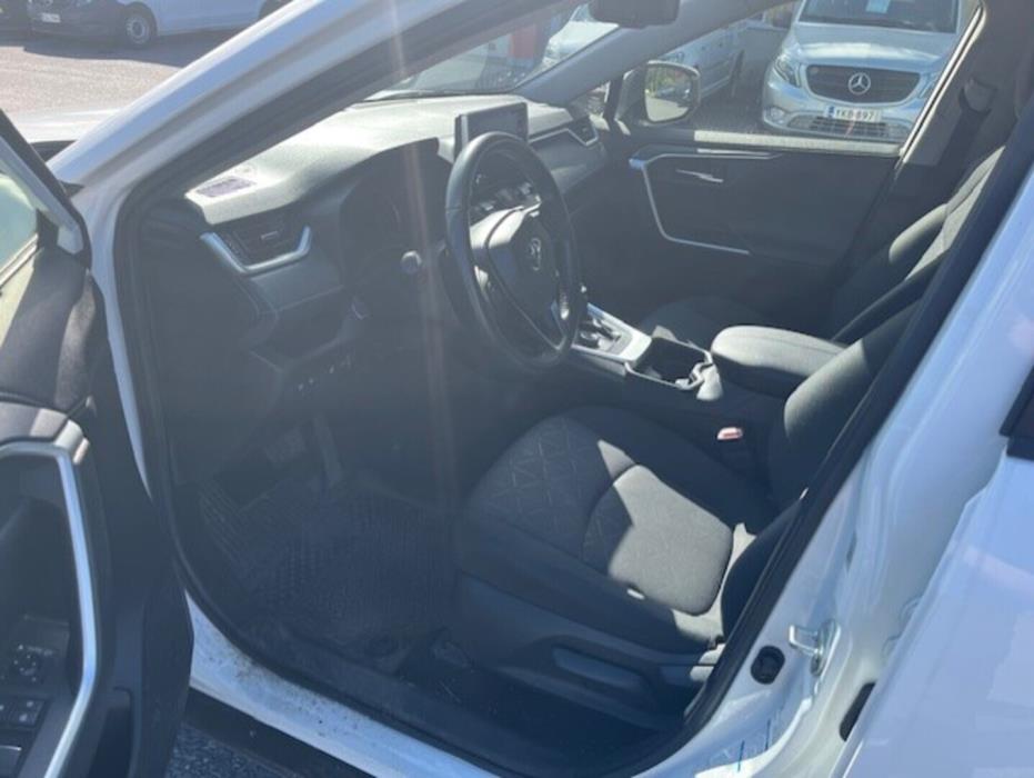 TOYOTA RAV4 2020