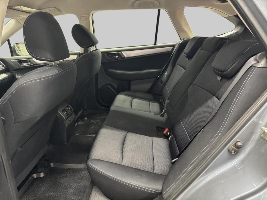 SUBARU Outback 2015