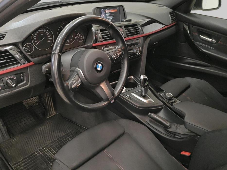 BMW 320 2015