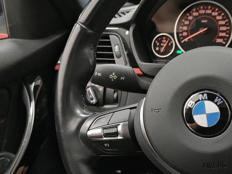 BMW 320 2015