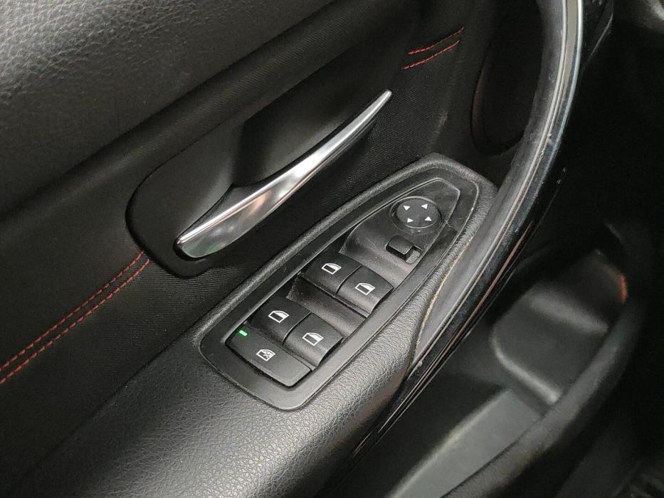 BMW 320 2015