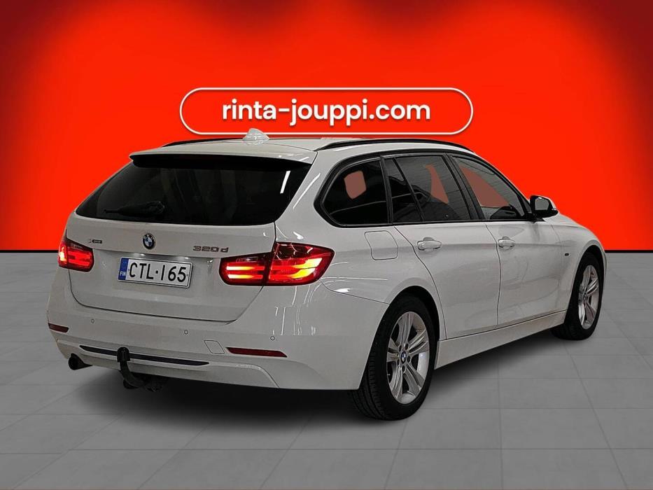 BMW 320 2015
