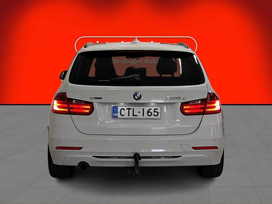 BMW 320 2015