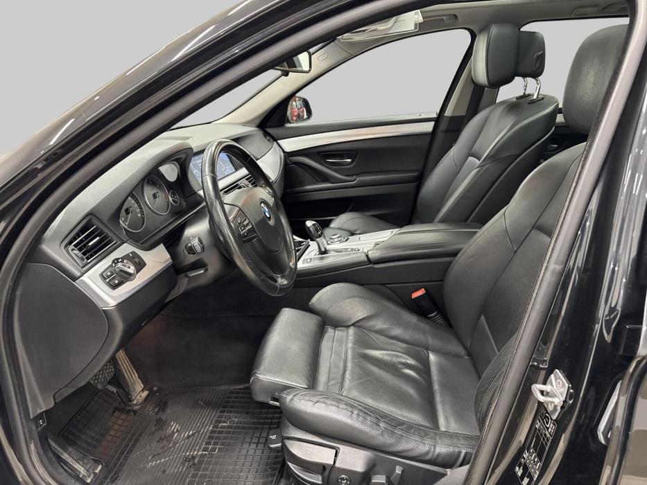 BMW 525 2011