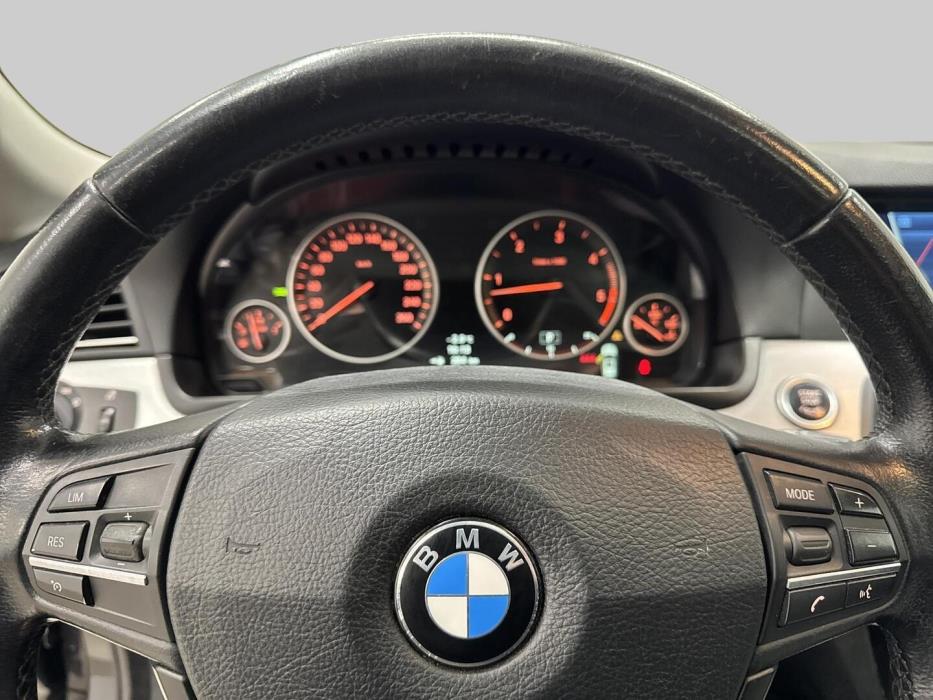 BMW 525 2011