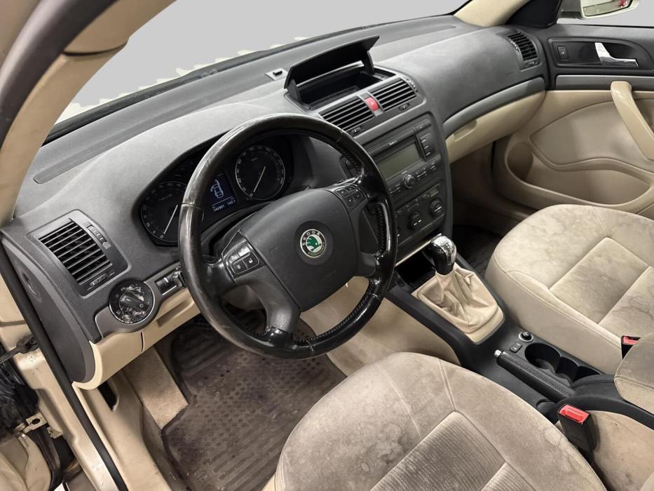 SKODA Octavia 2005